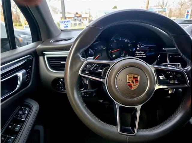 2018 Porsche Macan Sport Edition
