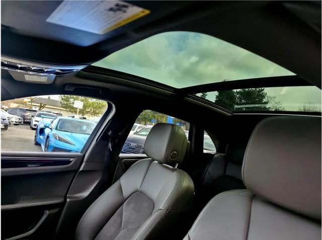 2018 Porsche Macan Sport Edition