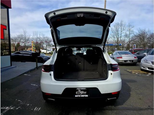 2018 Porsche Macan Sport Edition