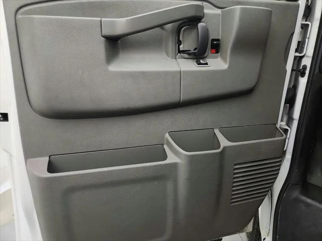 2019 GMC Savana 2500 Work Van