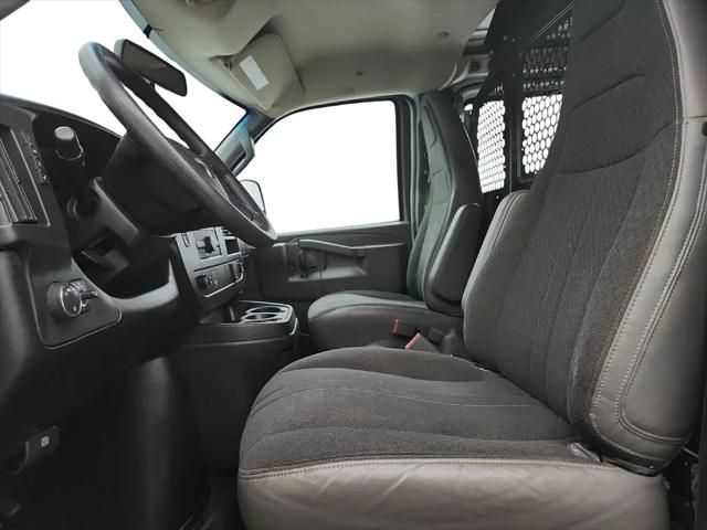 2020 GMC Savana Cargo RWD 2500 Regular Wheelbase Work Van