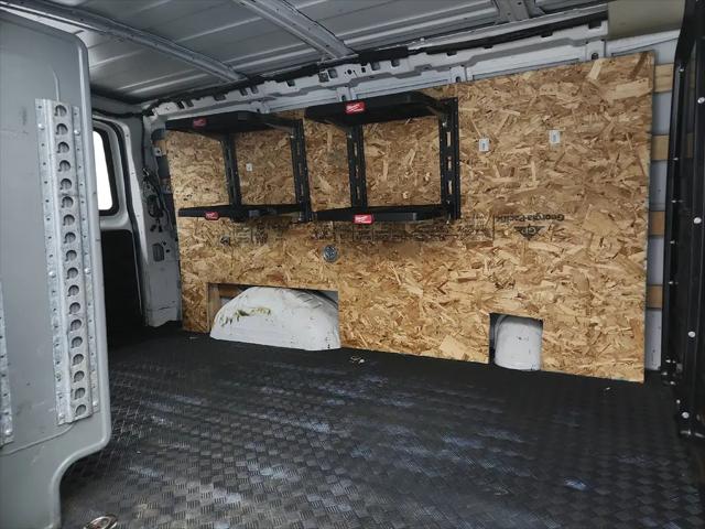 2020 GMC Savana Cargo RWD 2500 Regular Wheelbase Work Van