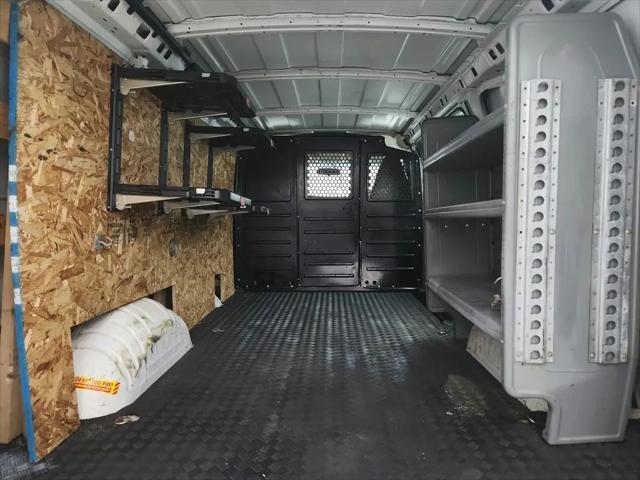 2020 GMC Savana Cargo RWD 2500 Regular Wheelbase Work Van