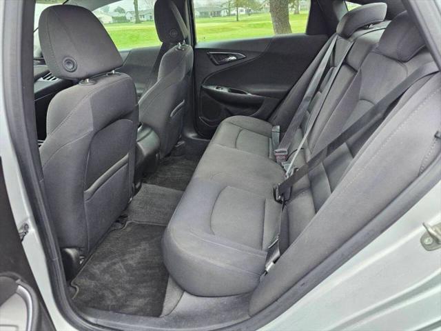 2017 Chevrolet Malibu 1FL