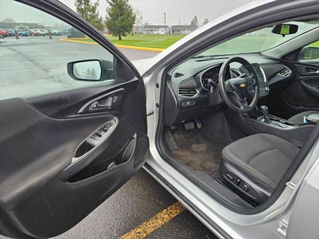 2017 Chevrolet Malibu 1FL