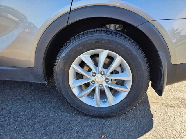 2017 Kia Sorento 2.4L LX
