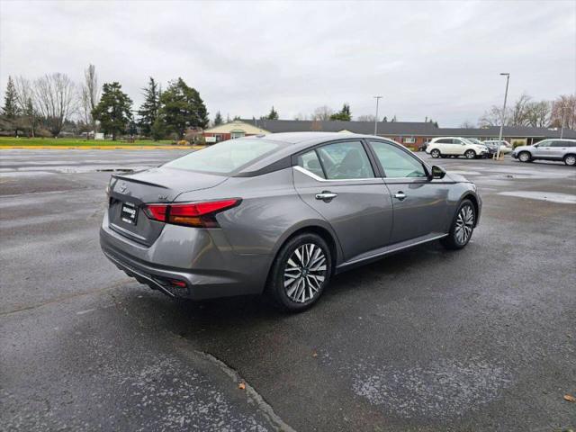 2024 Nissan Altima SV FWD