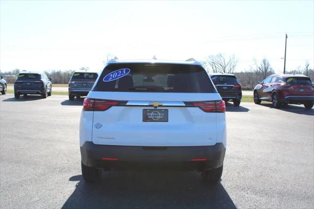 2023 Chevrolet Traverse FWD LT Leather