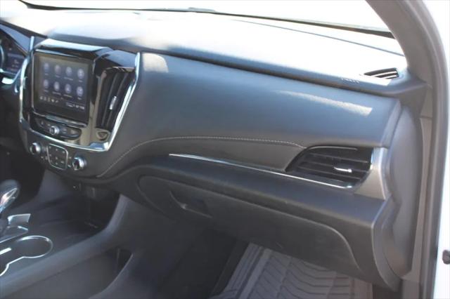 2023 Chevrolet Traverse FWD LT Leather