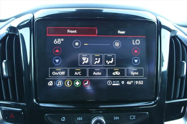 2023 Chevrolet Traverse FWD LT Leather
