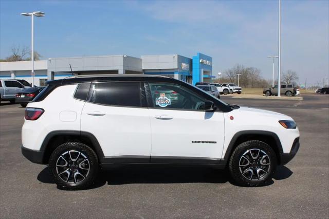 2025 Jeep Compass Trailhawk 4x4