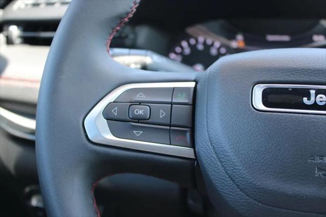 2025 Jeep Compass Trailhawk 4x4