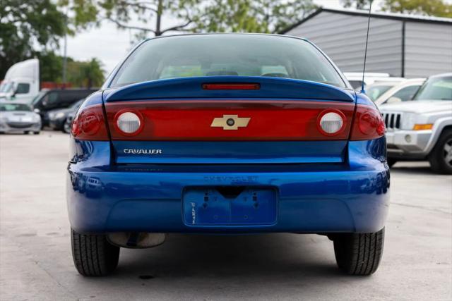 2005 Chevrolet Cavalier Base