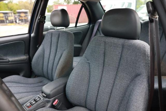 2005 Chevrolet Cavalier Base