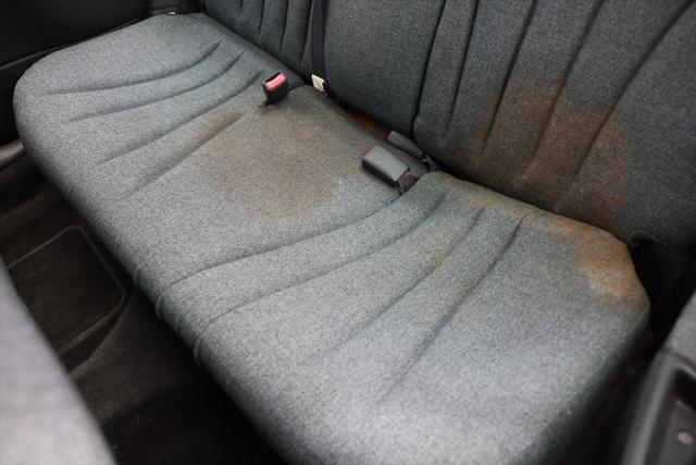 2005 Chevrolet Cavalier Base