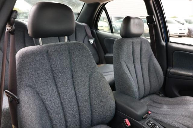 2005 Chevrolet Cavalier Base