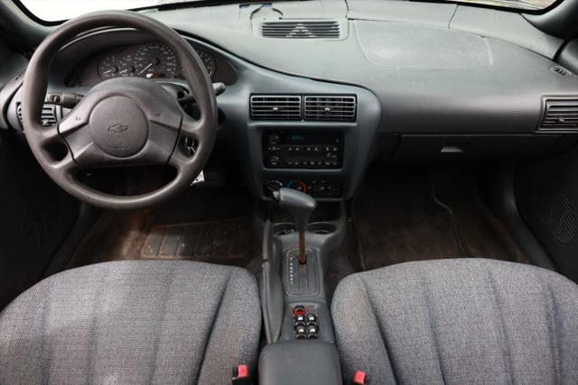 2005 Chevrolet Cavalier Base