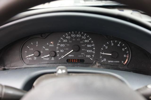 2005 Chevrolet Cavalier Base