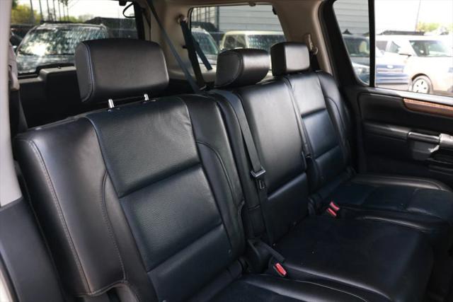 2009 Nissan Armada LE