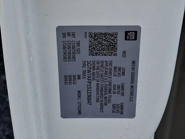 2025 GMC Savana Cargo RWD 2500 Regular Wheelbase Work Van