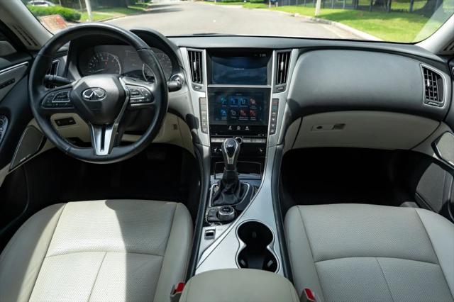 2022 INFINITI Q50 LUXE AWD