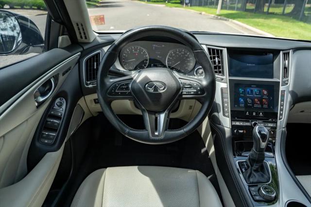 2022 INFINITI Q50 LUXE AWD