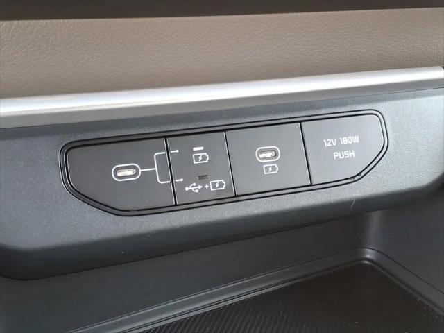 2026 Kia Carnival MPV LXS