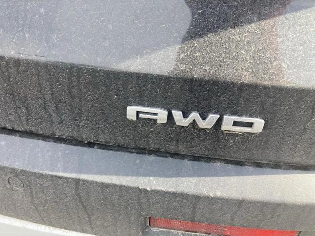 2023 GMC Acadia AWD SLT