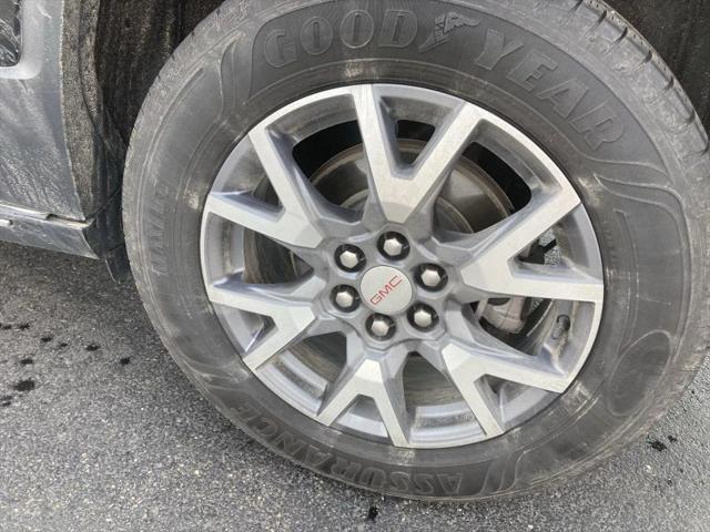 2023 GMC Acadia AWD SLT