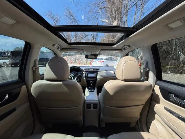 2017 Nissan Rogue SL