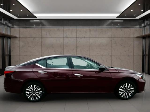2025 Nissan Altima SV AWD
