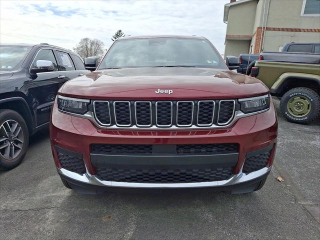 2025 Jeep Grand Cherokee L Laredo X 4x4