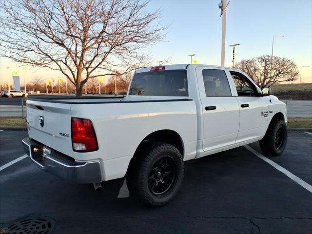 2022 Ram 1500 Classic SLT 4X4 CREW CAB 57  BOX