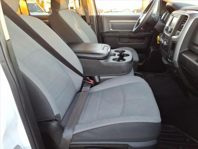 2022 Ram 1500 Classic SLT 4X4 CREW CAB 57  BOX