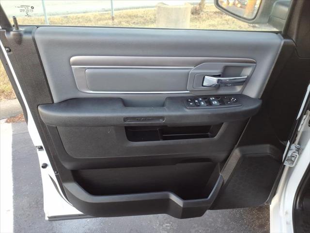 2022 Ram 1500 Classic SLT 4X4 CREW CAB 57  BOX