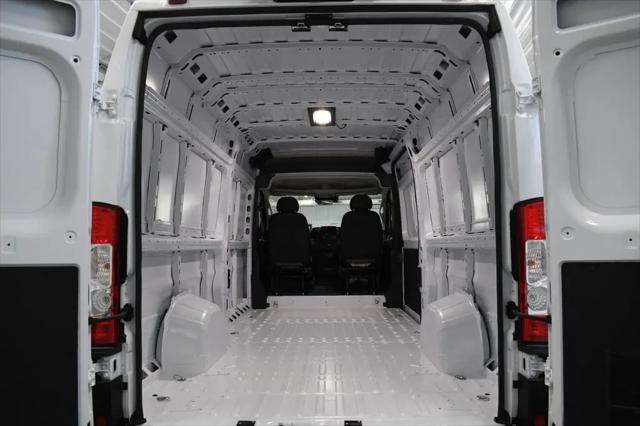 2026 Ram ProMaster Cargo Van Tradesman High Roof 159" WB EXT w/Pass Seat