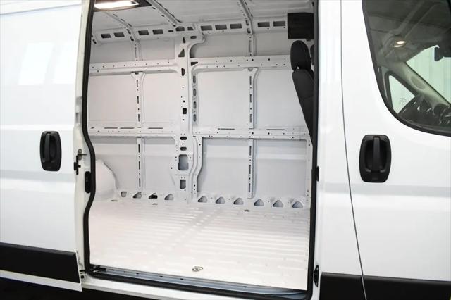 2026 Ram ProMaster Cargo Van Tradesman High Roof 159" WB EXT w/Pass Seat