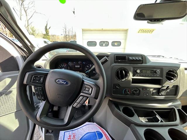 2027 Ford E-Series Cutaway Base