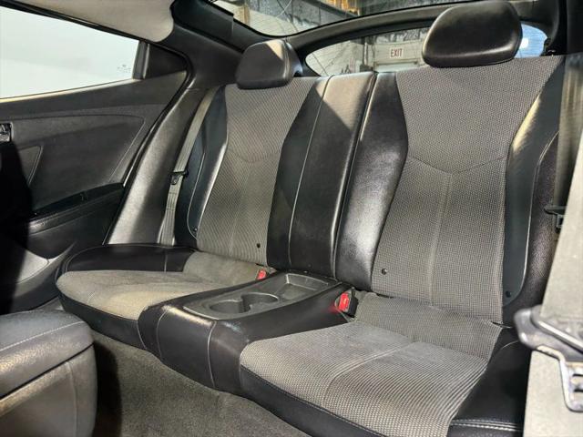 2013 Hyundai Veloster Base w/Black