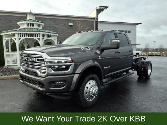 2026 RAM Ram 5500 Chassis Cab RAM 5500 BIG HORN CHASSIS CREW CAB 4X4 60 CA