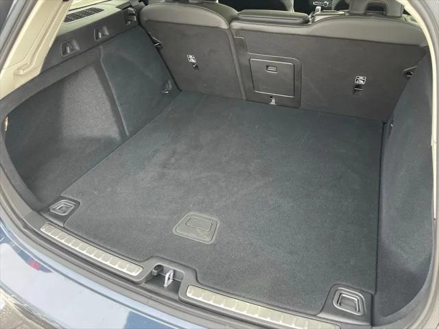 2025 Volvo V60 Cross Country Plus, B5 AWD Gas (mild hybrid)