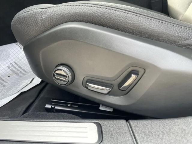 2025 Volvo V60 Cross Country Plus, B5 AWD Gas (mild hybrid)