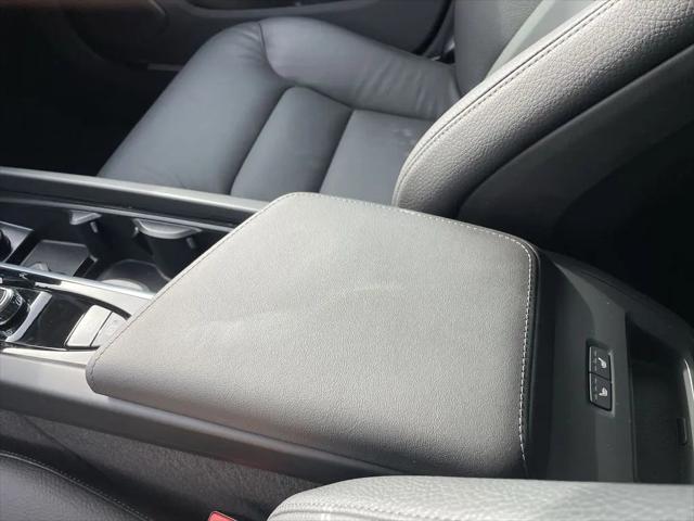 2025 Volvo V60 Cross Country Plus, B5 AWD Gas (mild hybrid)