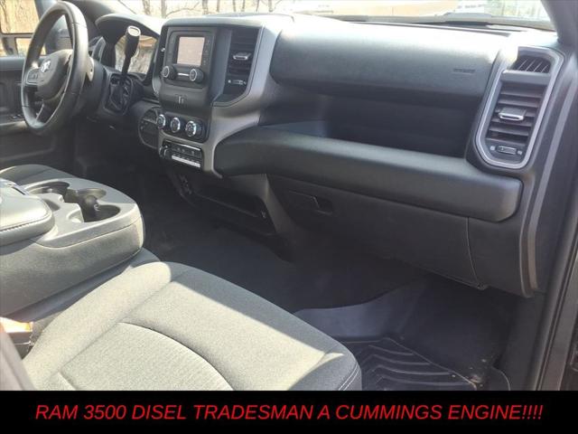2024 Ram 3500 Tradesman Crew Cab 4x4 6'4" Box