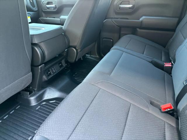 2026 GMC Sierra 1500 Crew Cab, Short Bed, Pro, 4WD