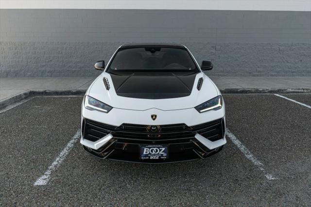 2023 Lamborghini Urus Performante