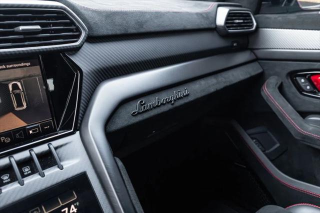 2023 Lamborghini Urus Performante