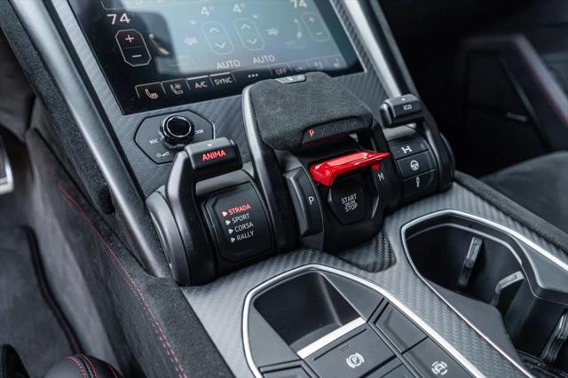 2023 Lamborghini Urus Performante