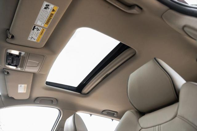 2017 Acura MDX w/Advance Package