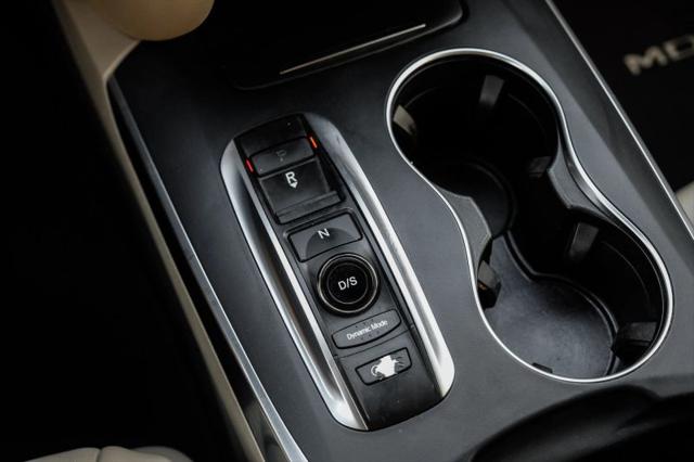 2017 Acura MDX w/Advance Package
